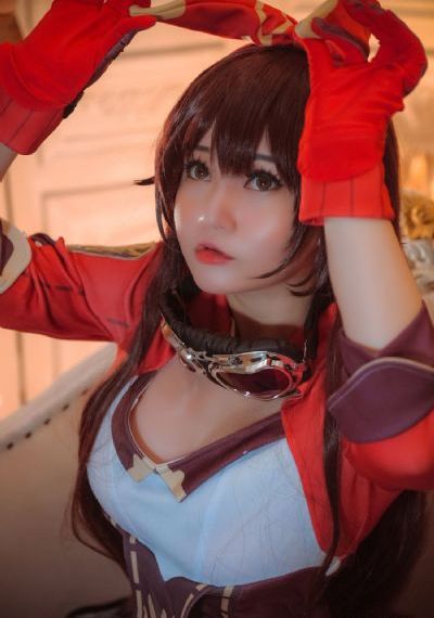 《偷窥女教师》未删减版在线观看